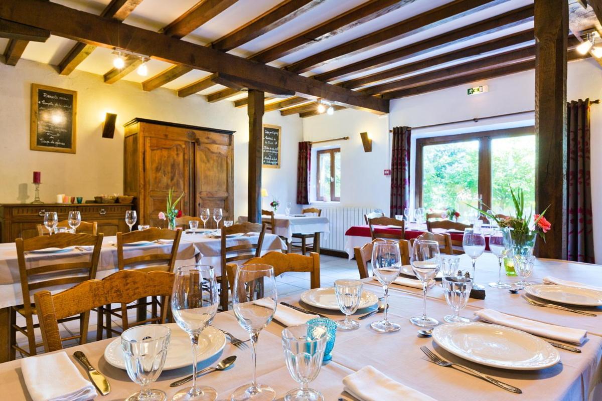 Auberge de la Hulotte Saint-Jacques-dʼAmbur Exterior foto